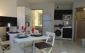 Appart T2 Standing Tout Confort Au Calme - Parking En Option