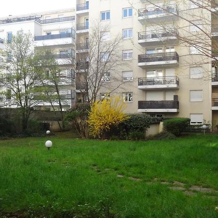 Appart T2 Standing Tout Confort Au Calme - Parking En Option Lyon Exterior foto