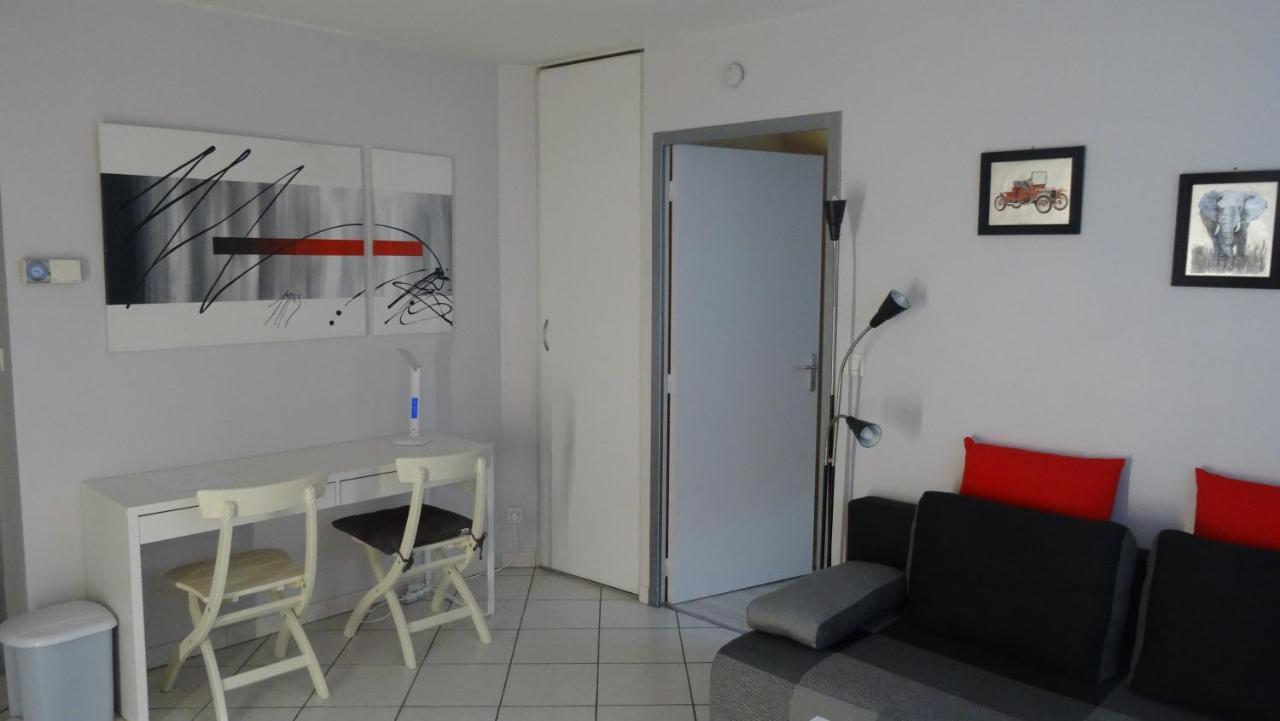 Appart T2 Standing Tout Confort Au Calme - Parking En Option Lyon Exterior foto
