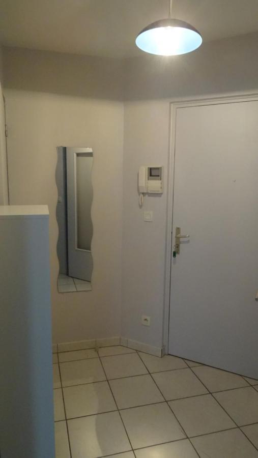 Appart T2 Standing Tout Confort Au Calme - Parking En Option Lyon Exterior foto